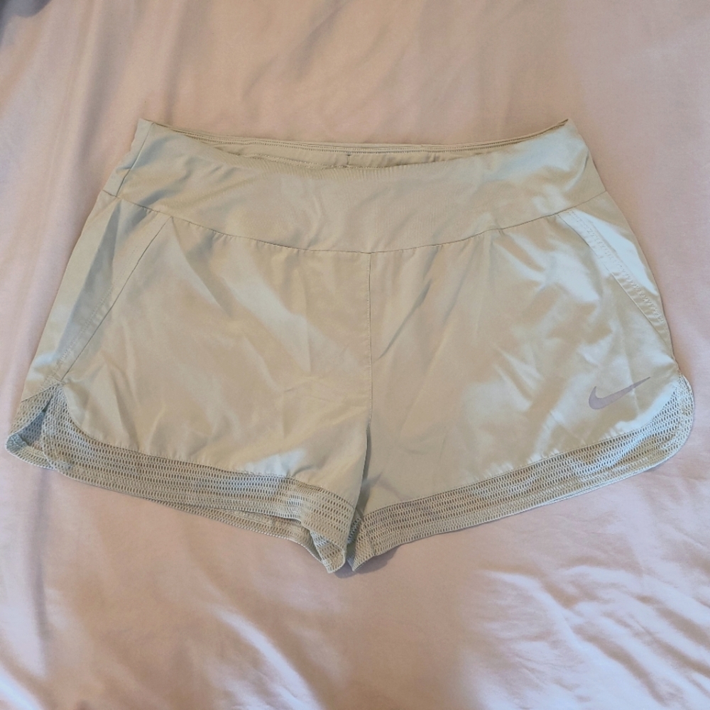 Nike Dri Fit Light Pale Green Athletic Running Shorts Women's Medium